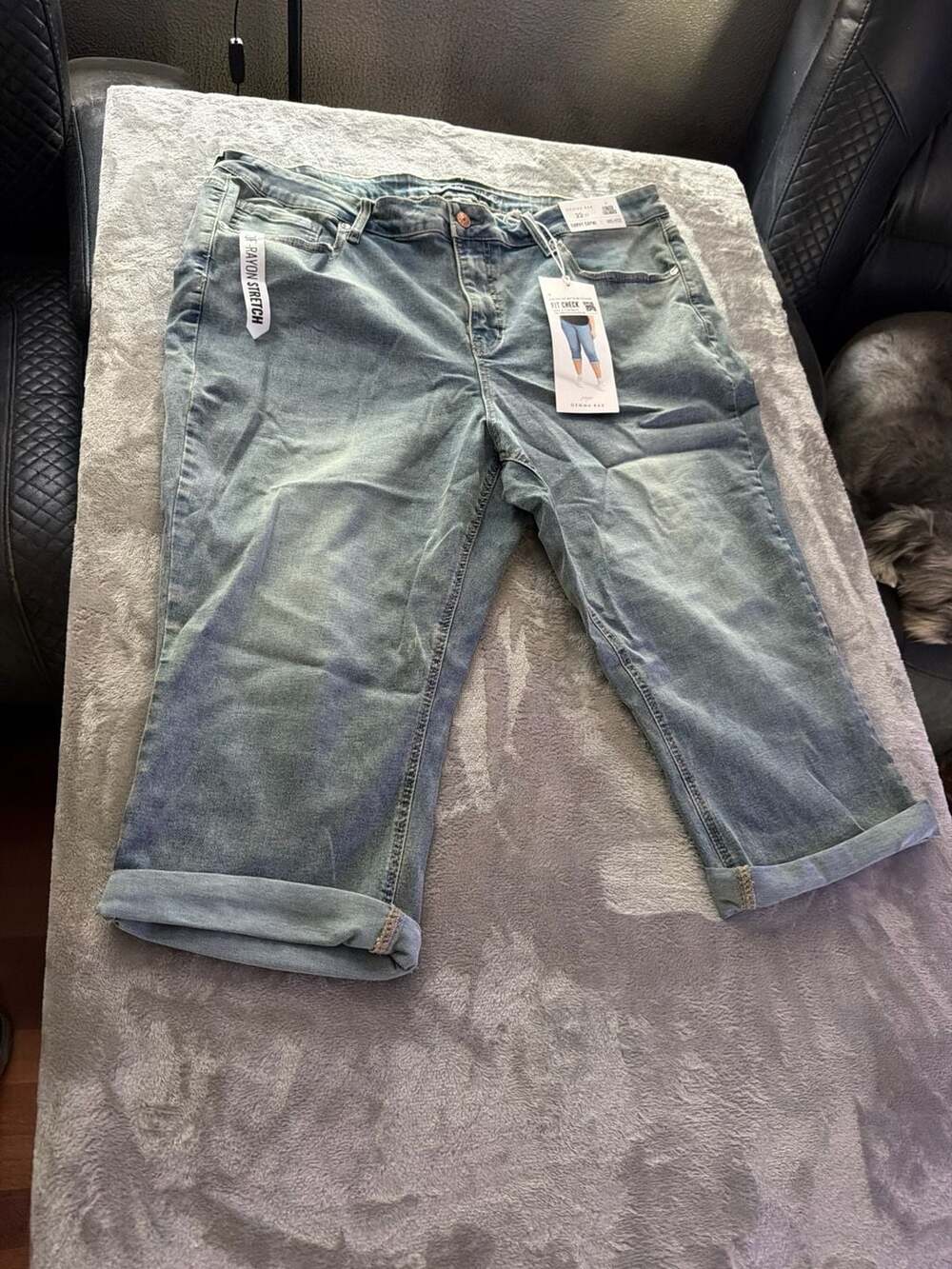 Gemma Rae Curvy Capri Mid-Rise Ultra Stretch Jeans Size 22W